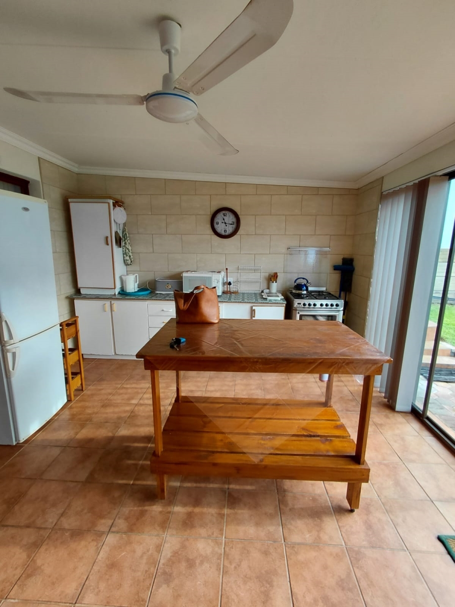 To Let 2 Bedroom Property for Rent in Stilbaai Wes Western Cape